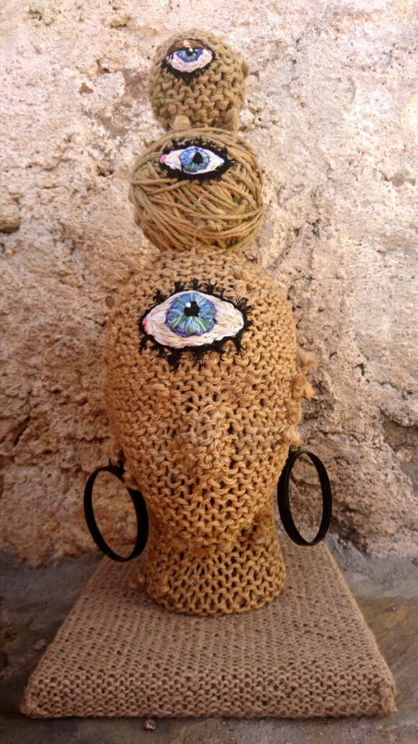 Big Sis Is Watching You, sculpture made of reused rope, wool, head by contemporary artist Nanon Morsink