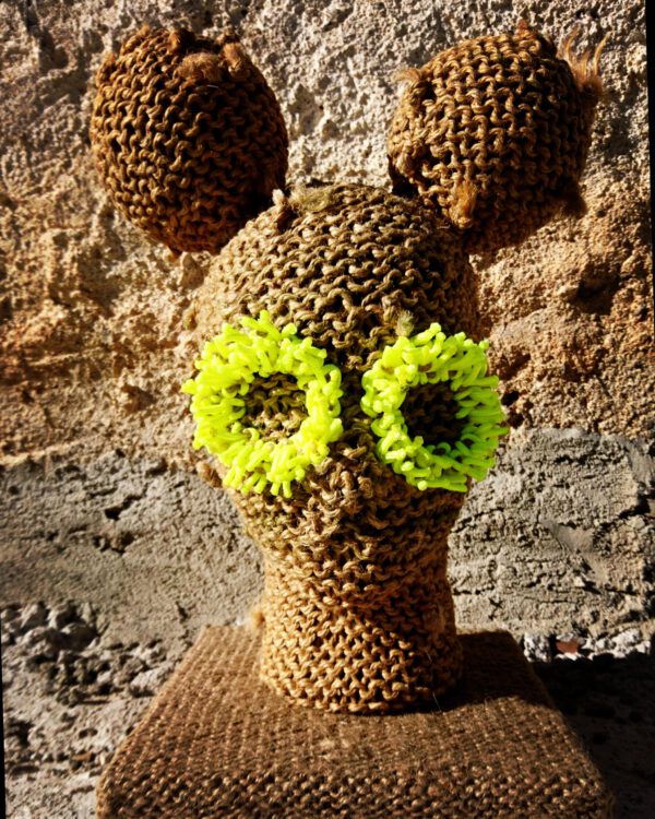 World of Wonders, sculpture made of reused rope, neon cord, head by contemporary artist Nanon Morsink